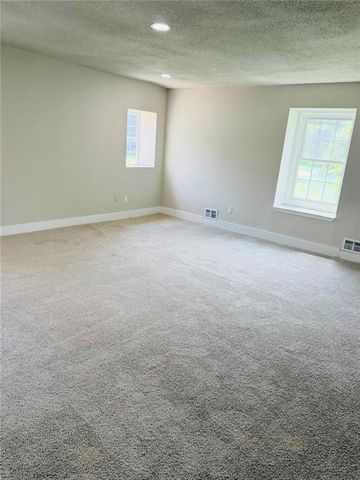 492 S Susan Creek Drive, Stone Mountain, GA 30083