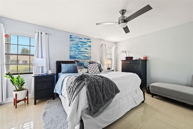 7878 NW 84th Ter, Tamarac, FL 33321