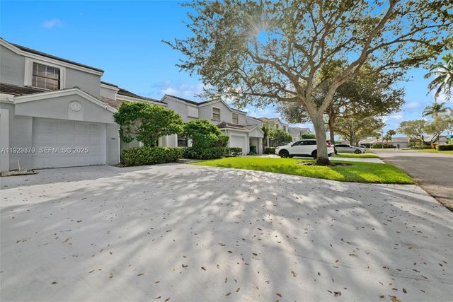 7878 NW 84th Ter, Tamarac, FL 33321