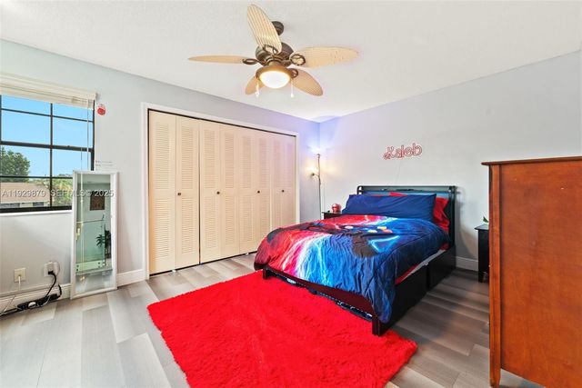 7878 NW 84th Ter, Tamarac, FL 33321