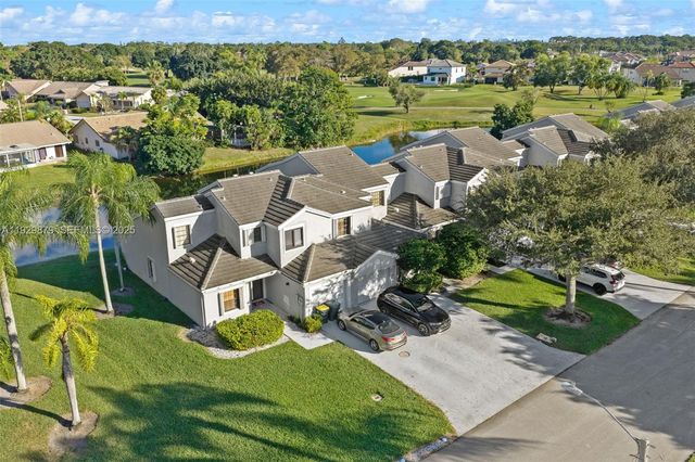 7878 NW 84th Ter, Tamarac, FL 33321