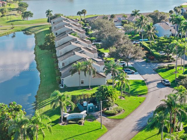 7878 NW 84th Ter, Tamarac, FL 33321