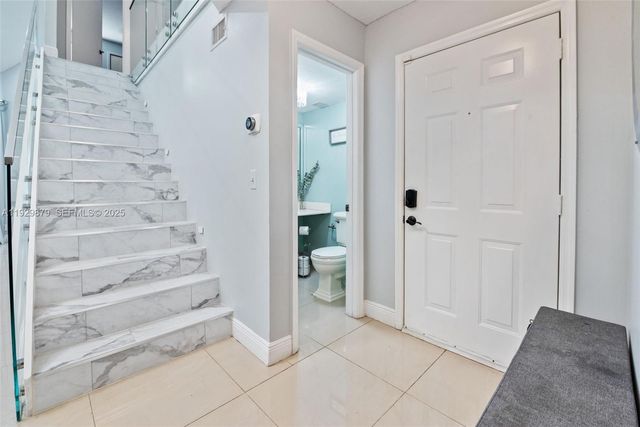 7878 NW 84th Ter, Tamarac, FL 33321