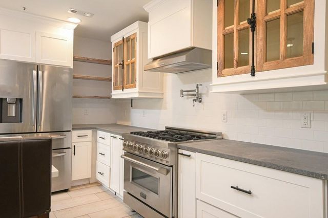 15585 Thompson Road, Alpharetta, GA 30004