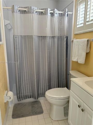 4430 NW 6th Ct, Coconut Creek, FL 33066