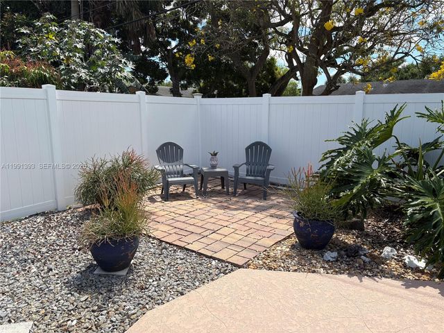 4430 NW 6th Ct, Coconut Creek, FL 33066