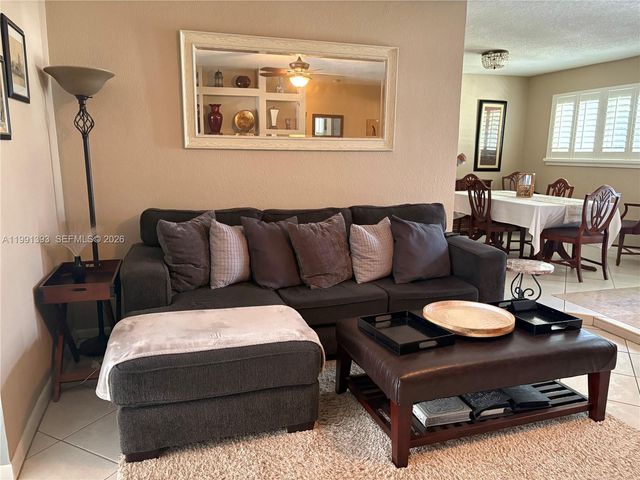 4430 NW 6th Ct, Coconut Creek, FL 33066