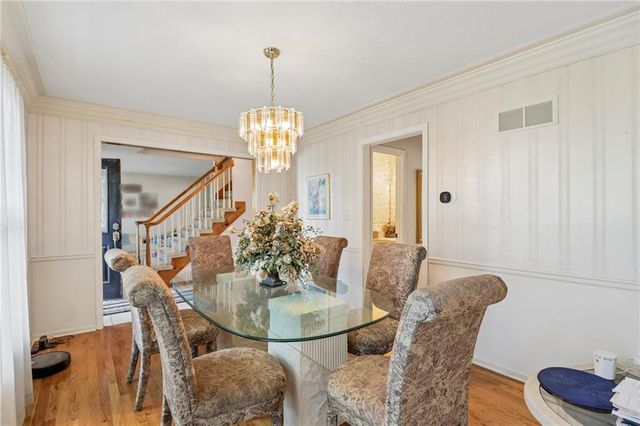 1800 NW Westbrooke Place, Blue Springs, MO 64015