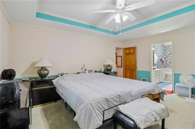 1800 NW Westbrooke Place, Blue Springs, MO 64015
