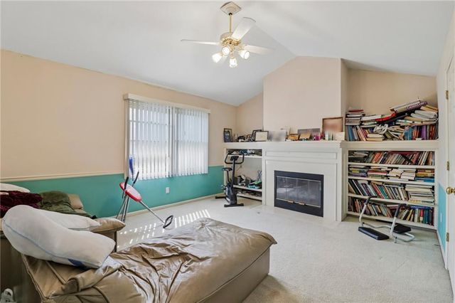 1800 NW Westbrooke Place, Blue Springs, MO 64015