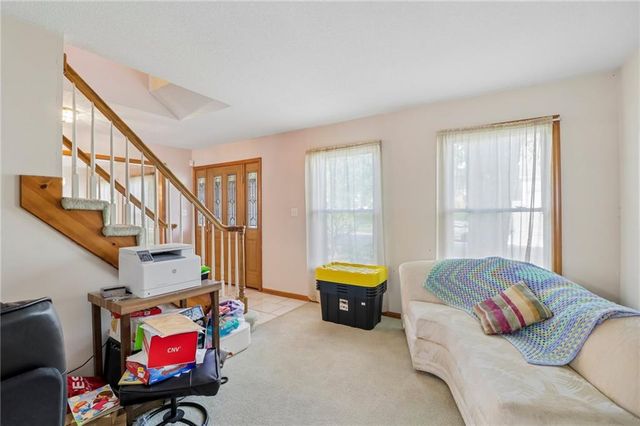 1800 NW Westbrooke Place, Blue Springs, MO 64015