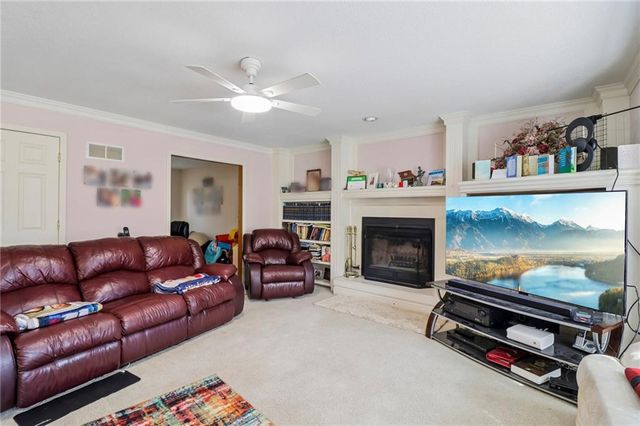 1800 NW Westbrooke Place, Blue Springs, MO 64015