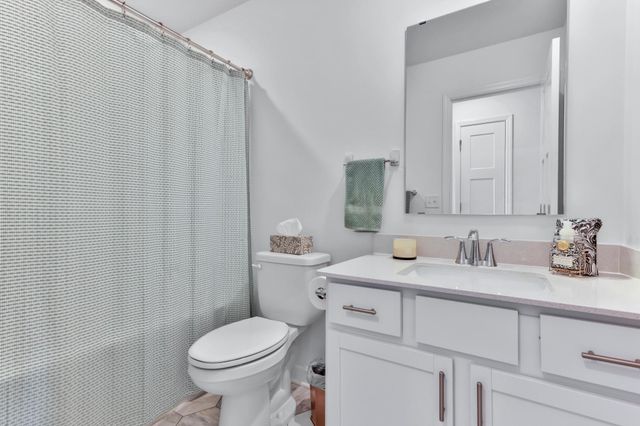 10813 Hinton Avenue S, Cottage Grove, MN 55016
