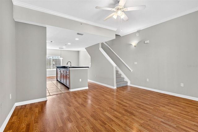 9739 MEADOW FIELD CIRCLE, Tampa, FL 33626