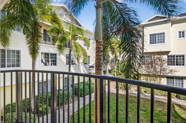 9739 MEADOW FIELD CIRCLE, Tampa, FL 33626