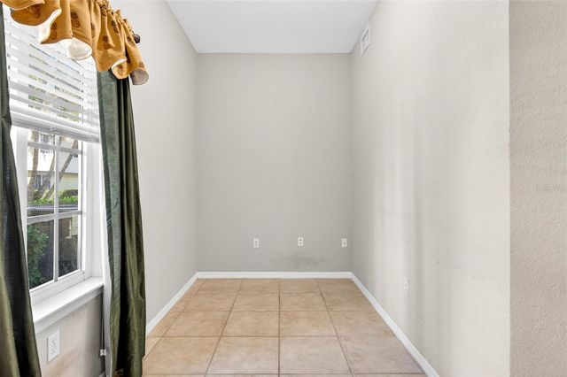 9739 MEADOW FIELD CIRCLE, Tampa, FL 33626