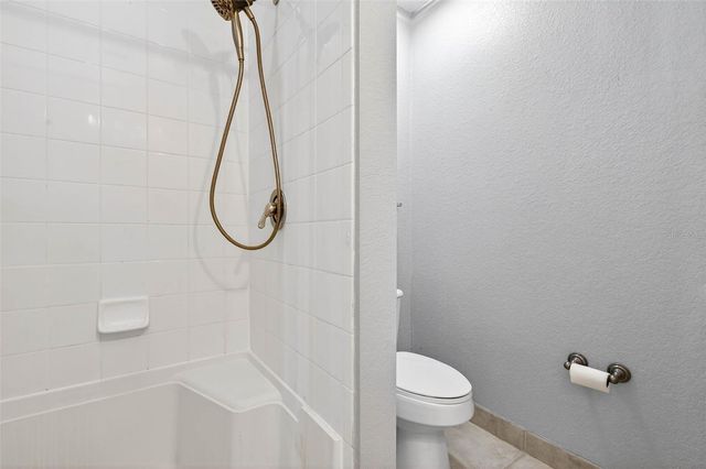 9739 MEADOW FIELD CIRCLE, Tampa, FL 33626