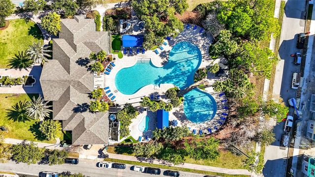 9739 MEADOW FIELD CIRCLE, Tampa, FL 33626