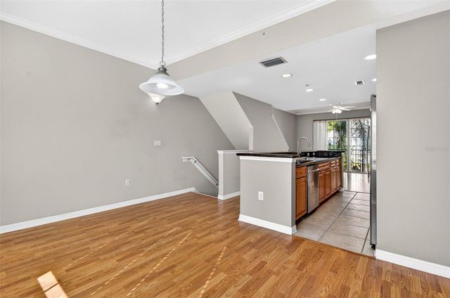 9739 MEADOW FIELD CIRCLE, Tampa, FL 33626