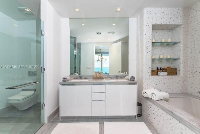 16901 Collins Ave 1404, Sunny Isles Beach, FL 33160