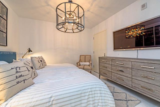 16901 Collins Ave 1404, Sunny Isles Beach, FL 33160