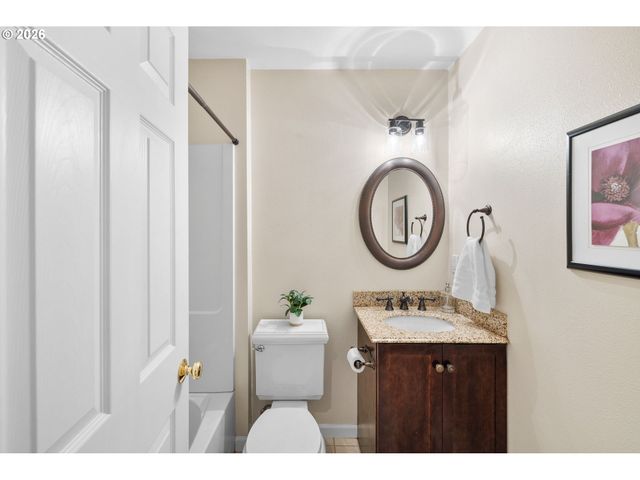 9375 Sw PINE St, Beaverton, OR 97005