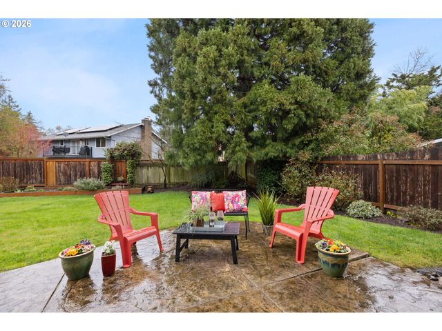 9375 Sw PINE St, Beaverton, OR 97005