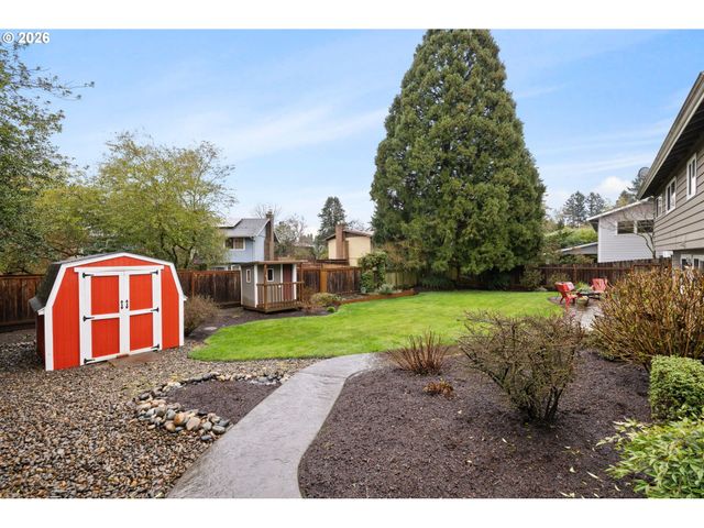 9375 Sw PINE St, Beaverton, OR 97005