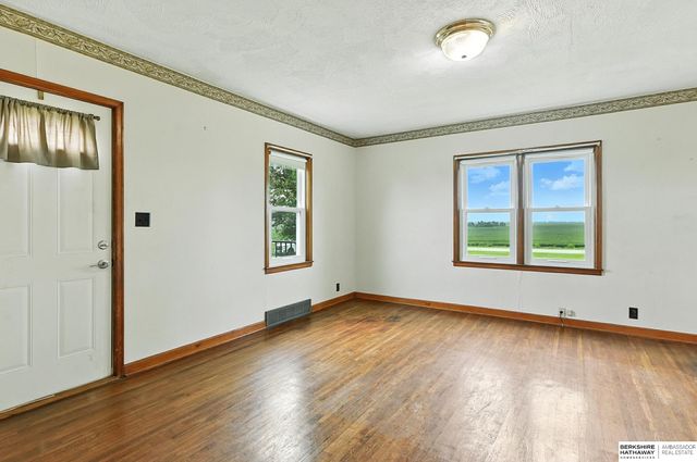 29320 Church Road, Murdock, NE 68407