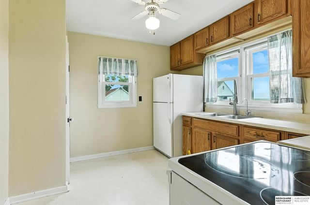 29320 Church Road, Murdock, NE 68407