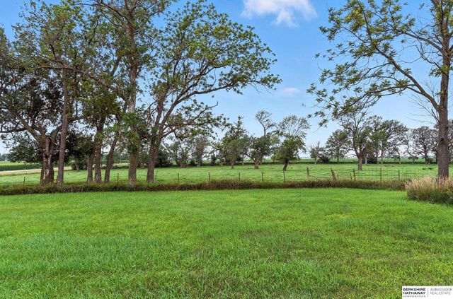 29320 Church Road, Murdock, NE 68407