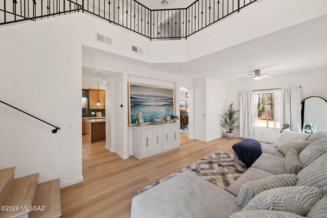 7485 W Long Creek Place, Tucson, AZ 85743