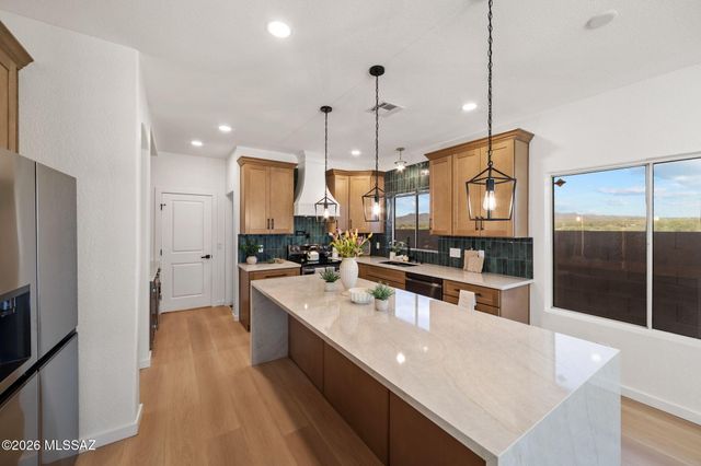 7485 W Long Creek Place, Tucson, AZ 85743