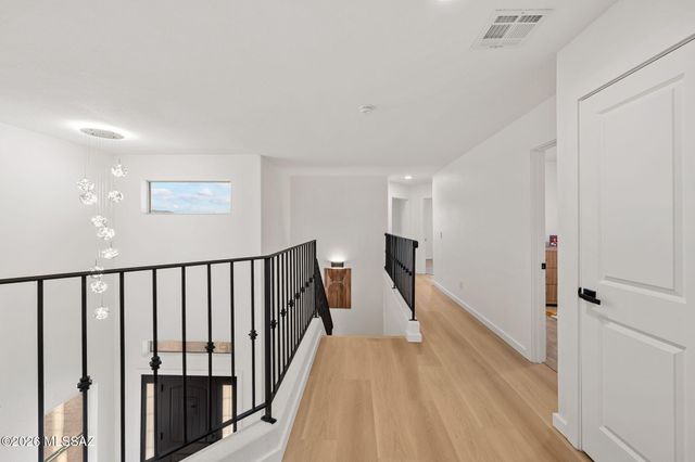 7485 W Long Creek Place, Tucson, AZ 85743