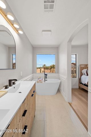 7485 W Long Creek Place, Tucson, AZ 85743
