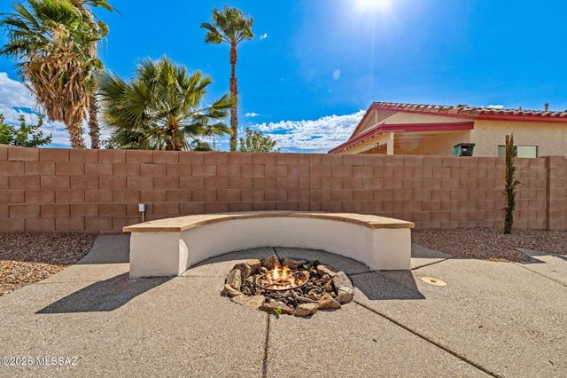 7485 W Long Creek Place, Tucson, AZ 85743