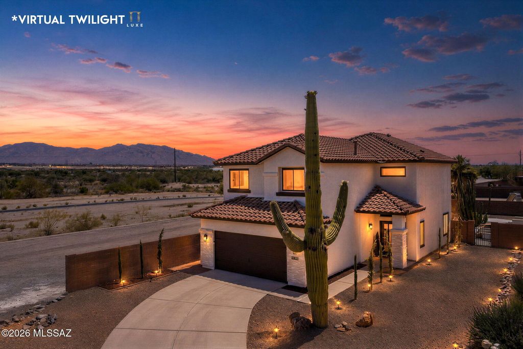 7485 W Long Creek Place, Tucson, AZ 85743