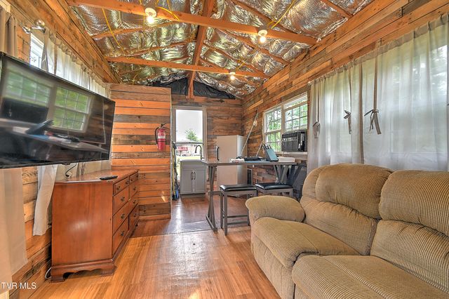 101 Garden Circle, Greeneville, TN 37745