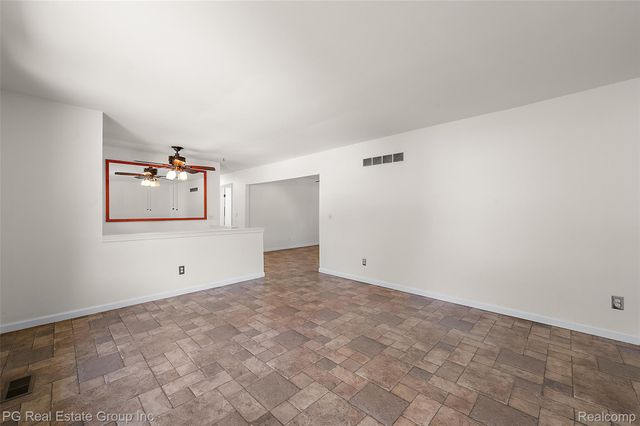 7427 Emerson, Washington Township, MI 48094