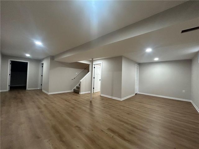 500 N Harding Street, Oak Grove, MO 64075