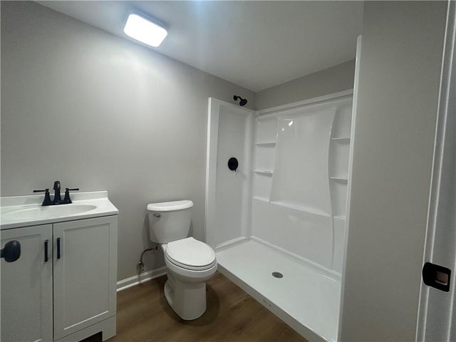 500 N Harding Street, Oak Grove, MO 64075
