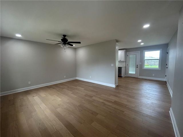 500 N Harding Street, Oak Grove, MO 64075