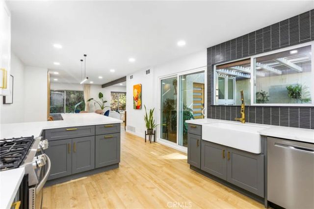 5516 E Vista Del Dia, Anaheim Hills, CA 92807