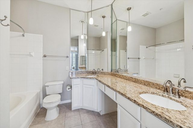 5353 Memorial Drive 3009, Houston, TX 77007