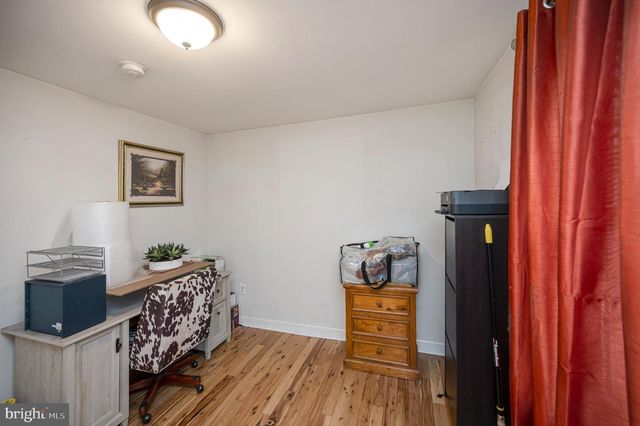 3932 OAKDALE CIR, Triangle, VA 22172