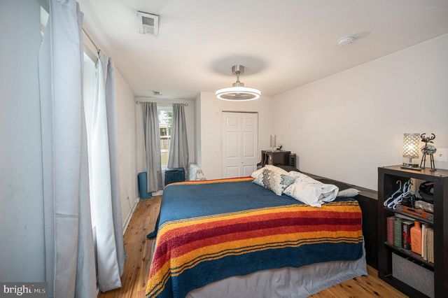 3932 OAKDALE CIR, Triangle, VA 22172