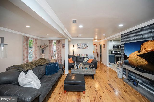 3932 OAKDALE CIR, Triangle, VA 22172