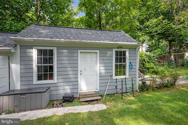 3932 OAKDALE CIR, Triangle, VA 22172