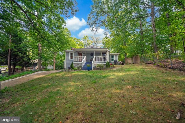 3932 OAKDALE CIR, Triangle, VA 22172