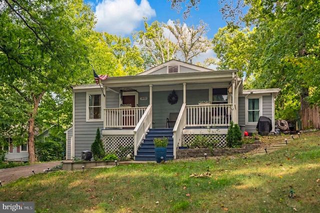 3932 OAKDALE CIR, Triangle, VA 22172